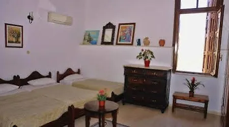 Hotel Byzantion 2*