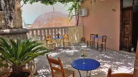 Hotel Byzantion 2*